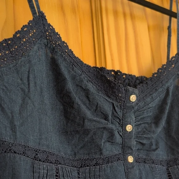 AEO Navy Ruffle Set - Picture 6 of 16